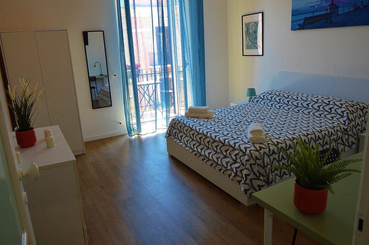La Dimora Dell'Arcivescovo Apartman Bari Kültér fotó
